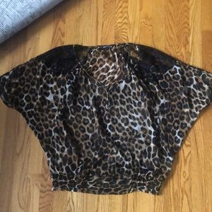 Cheetah flowy lacy short sleeve